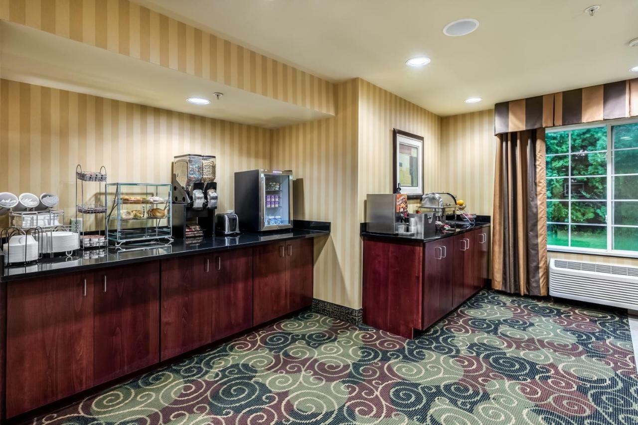 Cobblestone Inn & Suites - Vinton, Ia Luaran gambar