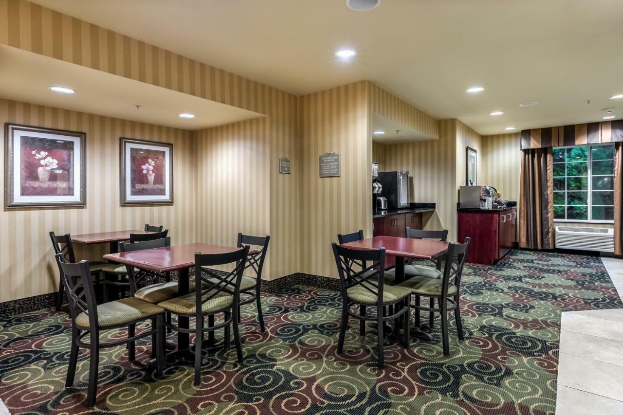Cobblestone Inn & Suites - Vinton, Ia Luaran gambar